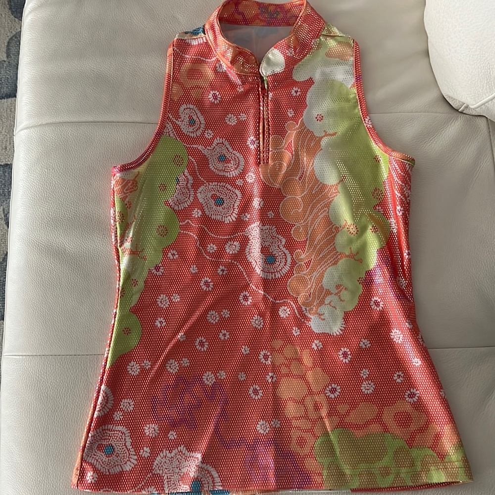 Tzu Tzu Sport golf top